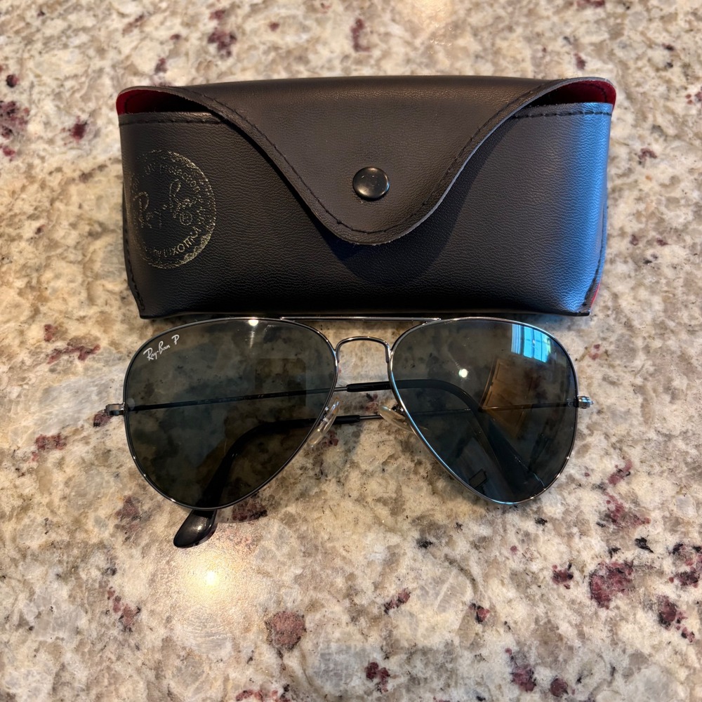 Ray-Ban RB3025 Aviator 004/58 58mm Gunmetal Green Polarized Sunglasses Italy